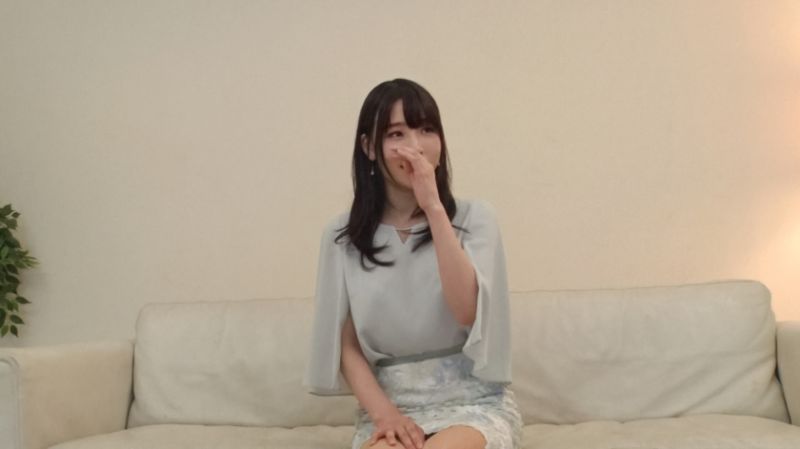 300MIUM-280 【素人妻、無套中出搭訕！】 結衣 26歳
