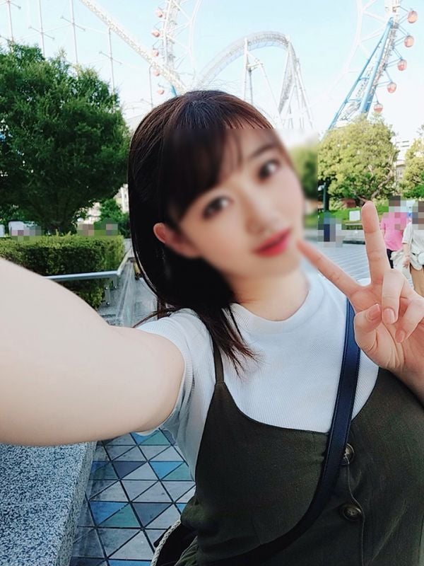 FC2-PPV-1606211 ［流出］K罩杯寫真偶像 中〇真〇 私人與共演者自拍做愛