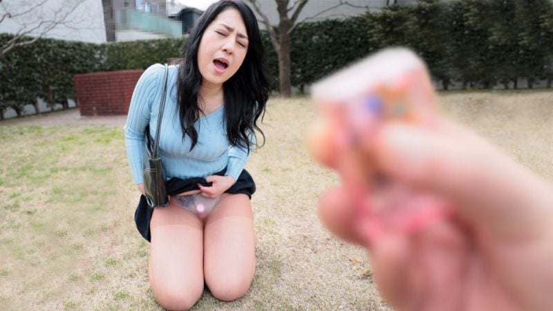 pacopacomama_050621_471 熟女跳蛋散歩 〜超喜歡非日常行為〜 朝宮涼子