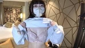 FC2-PPV-4677945 【坂道系】【完全秘密版】【數量限定】【陰道鴨嘴鏡頭收錄】【中出】【FC2初出演】都內專科生海 18歲