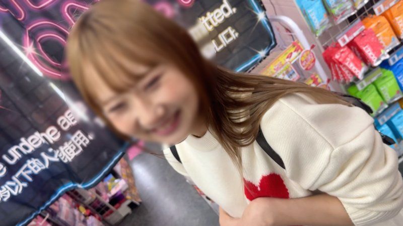FC2-PPV-4687038 从大学生转型为某直播平台的主播，刚毛的她在性感内衣大战中连续中出