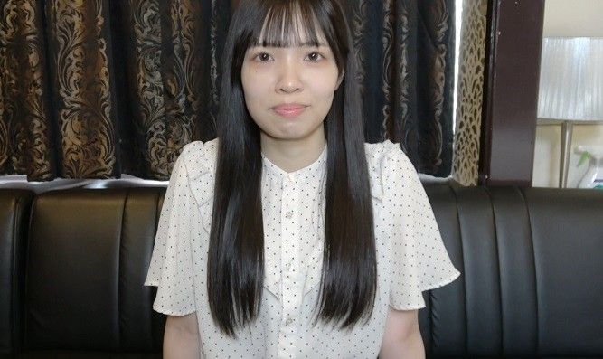 FC2-PPV-4783094 【购买者福利/有评论福利】修长的剃光美女正在拍照。灵敏度太好了，我的乳头都竖起来了。精子注射完成与原始中出